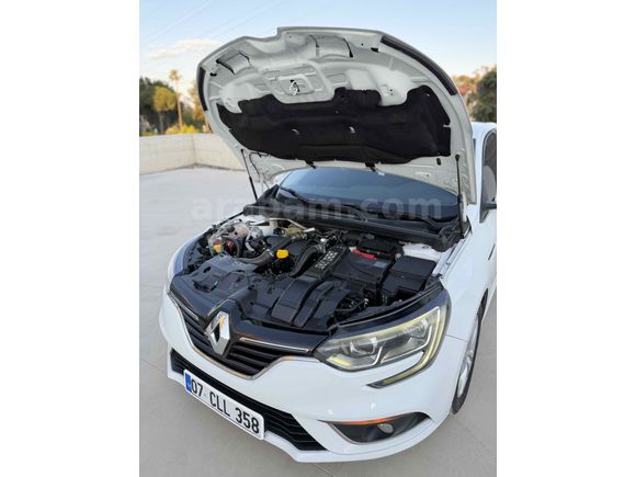 Galeriden Renault Megane 1.5 dCi Touch 2017 Model Antalya