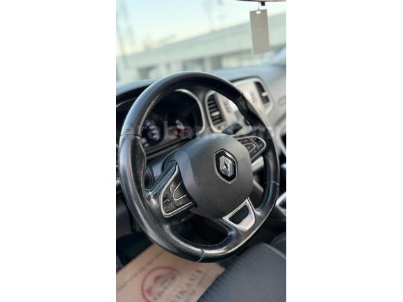 Galeriden Renault Megane 1.5 dCi Touch 2017 Model Antalya