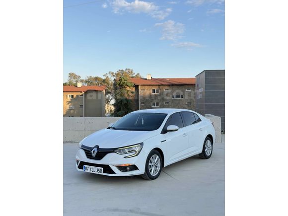 Galeriden Renault Megane 1.5 dCi Touch 2017 Model Antalya