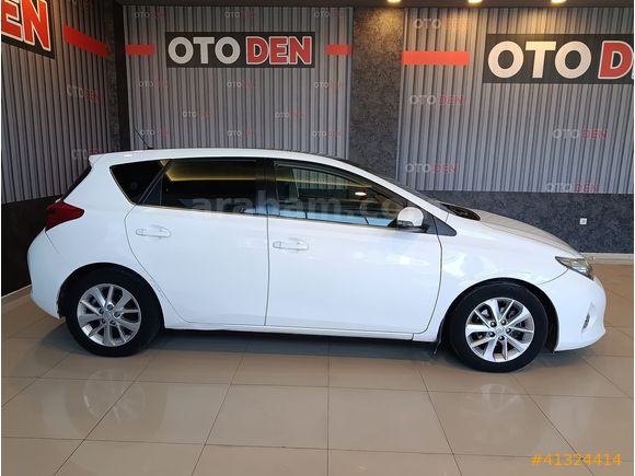 2013 TOYOTA AURİS 1.4D-4D ACTİVE SKYPACK CM TVN HATASIZ AYARINDA