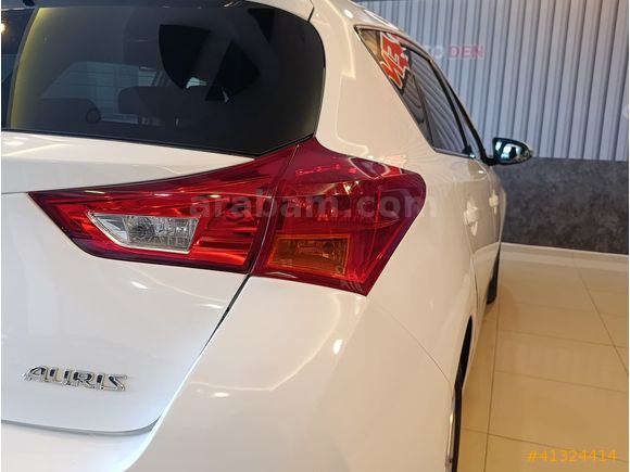 2013 TOYOTA AURİS 1.4D-4D ACTİVE SKYPACK CM TVN HATASIZ AYARINDA