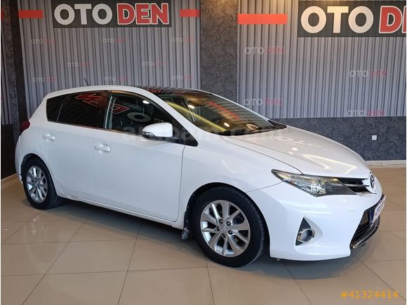 2013 TOYOTA AURİS 1.4D-4D ACTİVE SKYPACK CM TVN HATASIZ AYARINDA