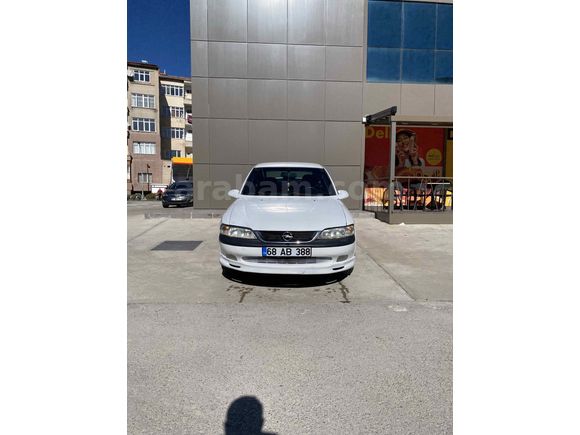 Sahibinden Opel Vectra motor mükemmel 