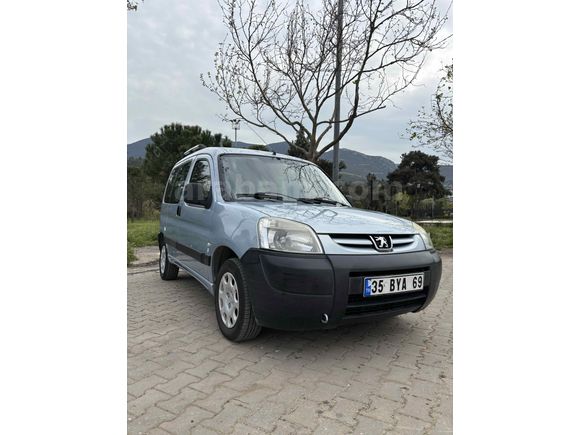 Sahibinden partner 2006 model 154.000KM’de klimalı  