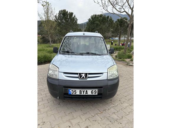 Sahibinden partner 2006 model 154.000KM’de klimalı  