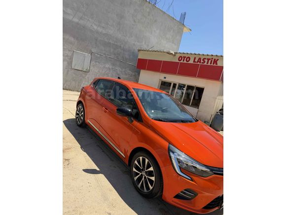 Sahibinden Renault Clio 1.0 TCe Touch 2023 Model 