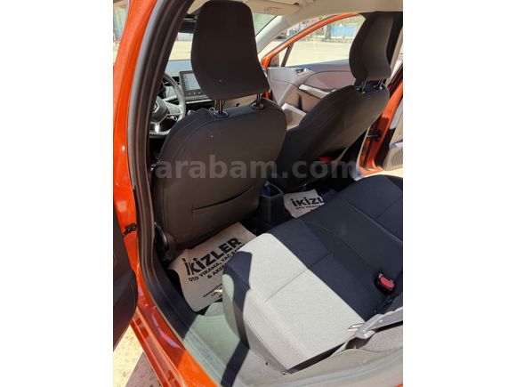 Sahibinden Renault Clio 1.0 TCe Touch 2023 Model 