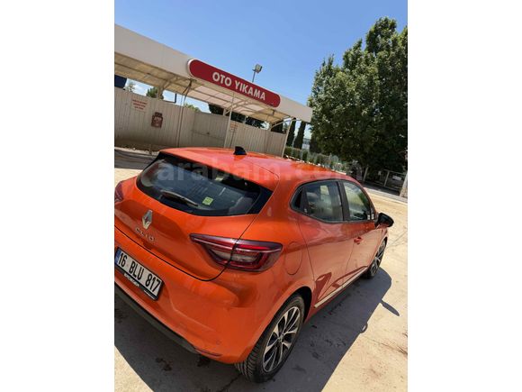 Sahibinden Renault Clio 1.0 TCe Touch 2023 Model 