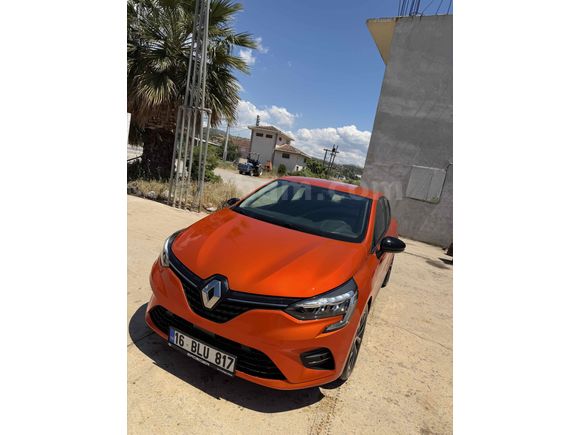 Sahibinden Renault Clio 1.0 TCe Touch 2023 Model 