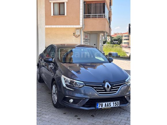Sahibinden Renault Megane 1.3 TCe Joy 2020 Model  75.500 km Gri (titanyum)