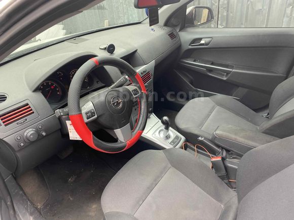 Yeni Muayeneli Opel Astra