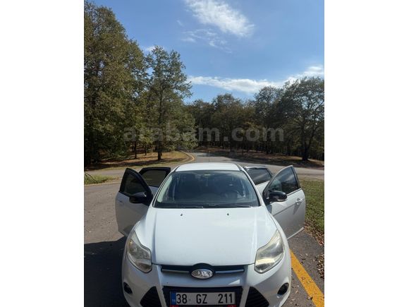 Sahibinden Ford Focus 1.6 TDCi Trend X 2014 Model  185.000 km Beyaz