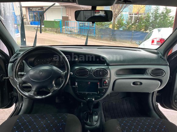 Sahibinden Renault Megane 2.0 RXE 1999 Model 