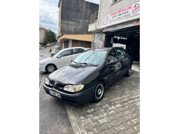 Sahibinden Renault Megane 2.0 RXE 1999 Model 