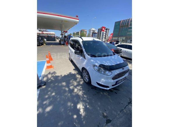 Sahibinden Ford Tourneo Courier 1.6 TDCi Titanium 2015 Model 