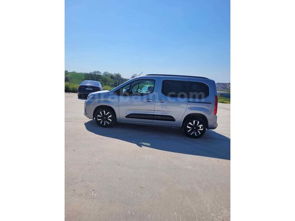Sahibinden Opel Combo 1.5 CDTI Ultimate 2024 Model 