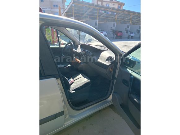 Sahibinden Renault Scenic 1.6 Expression 2004 Model