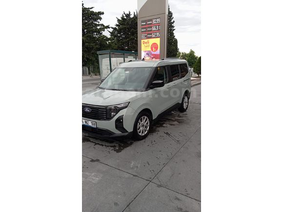 Sahibinden Ford Tourneo Courier 1.5 EcoBlue Titanium 2025 Model