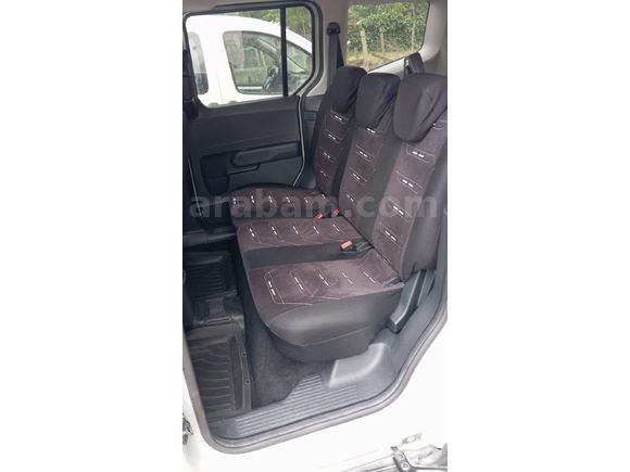 Sahibinden Ford Tourneo Courier 1.5 EcoBlue Titanium 2025 Model