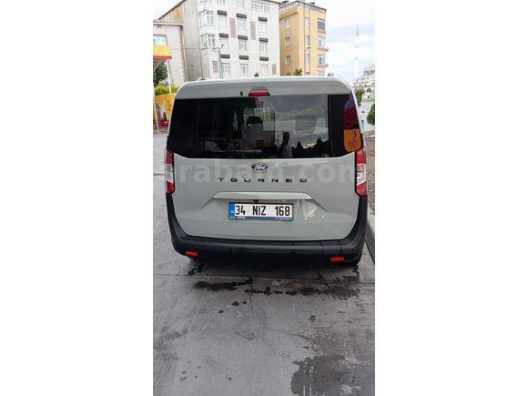 Sahibinden Ford Tourneo Courier 1.5 EcoBlue Titanium 2025 Model