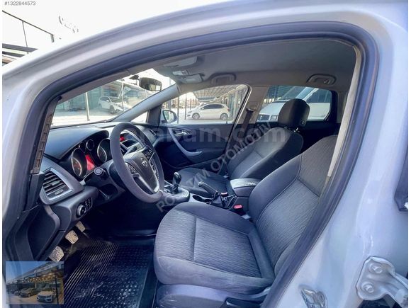 2013 OPEL ASTRA 1.3 CDTİ HB