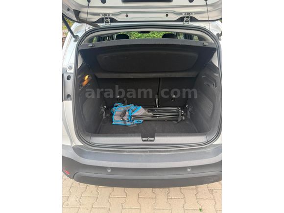 Sahibinden Opel Crossland 1.2 T Essential 2024 Model