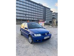 Sahibinden Volkswagen Polo 1.4 Comfortline 2001 Model  258.000 km Lacivert