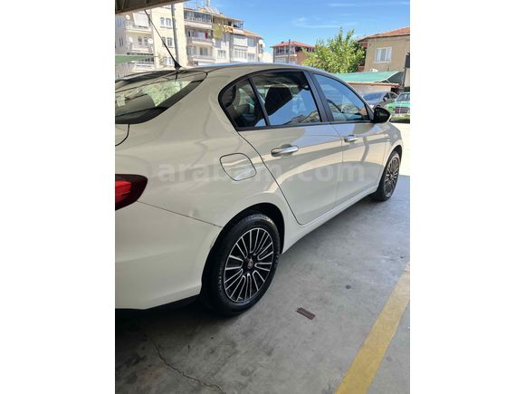 Fiat Egea 1.4 Fire Easy Plus 2023 Model 
32bn km 