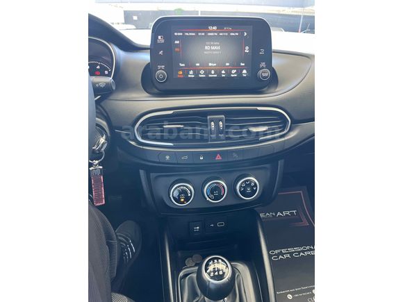 Fiat Egea 1.4 Fire Easy Plus 2023 Model 
32bn km 