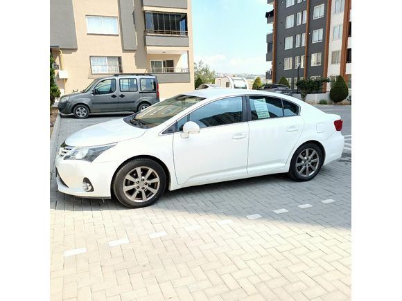 Sahibinden Toyota Avensis 1.6 Elegant Extra 2013 Model Mersin 148.500 km Beyaz