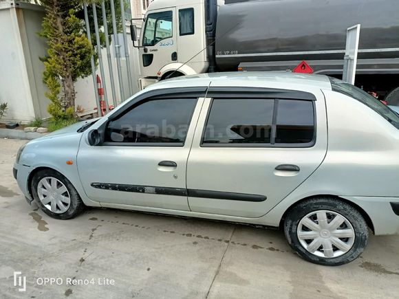 Sahibinden Renault Clio 1.4 Authentique 2004 Model