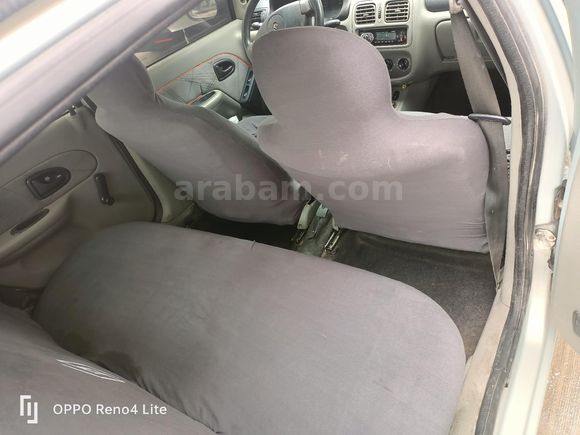Sahibinden Renault Clio 1.4 Authentique 2004 Model