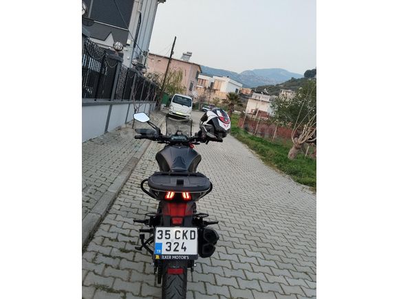 !!!! 800 km de 400 ug !!!!(takas ve pazarlık olur)