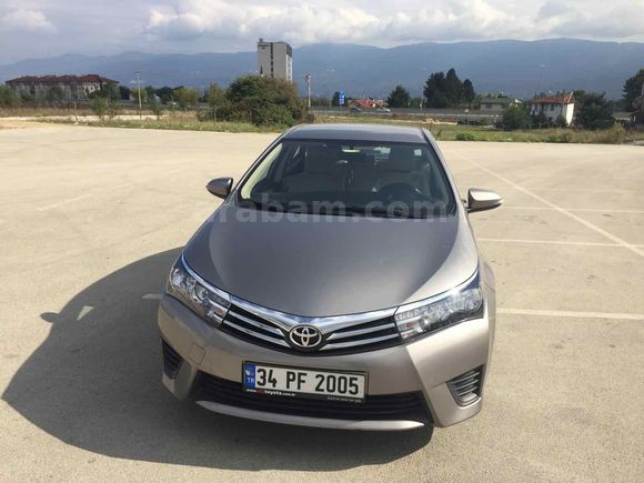 Bolu Merkez 2015 model 74 bin km’de Toyota Corolla  