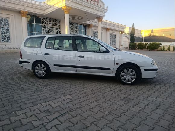 Sahibinden Renault Megane 1.4 Authentique 2003 Model
