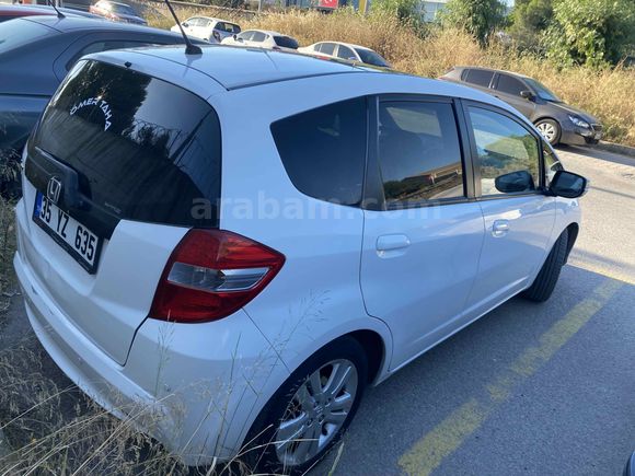 Sahibinden Honda Jazz 1.4 Fun 2012 Model İzmir 109000 km