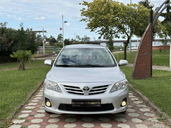 2011 MODEL TOYATA COROLLA MAKYAJLI KASA 