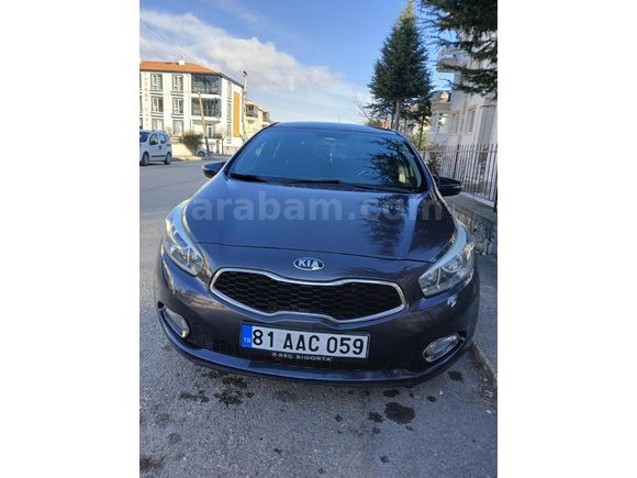 Sahibinden Kia Ceed 1.6 CRDi Concept 2014 Model Füme