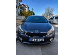 Sahibinden Kia Ceed 1.6 CRDi Concept 2014 Model Füme