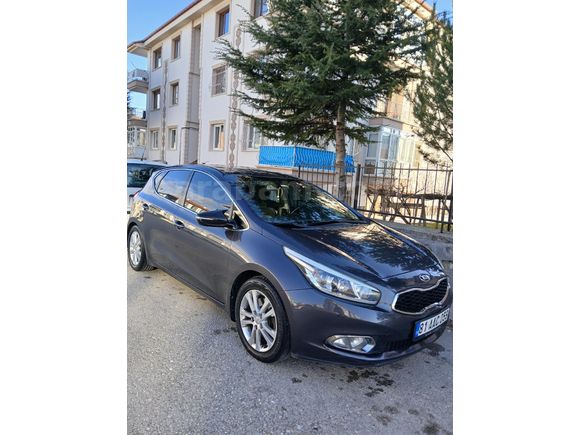 Sahibinden Kia Ceed 1.6 CRDi Concept 2014 Model Füme