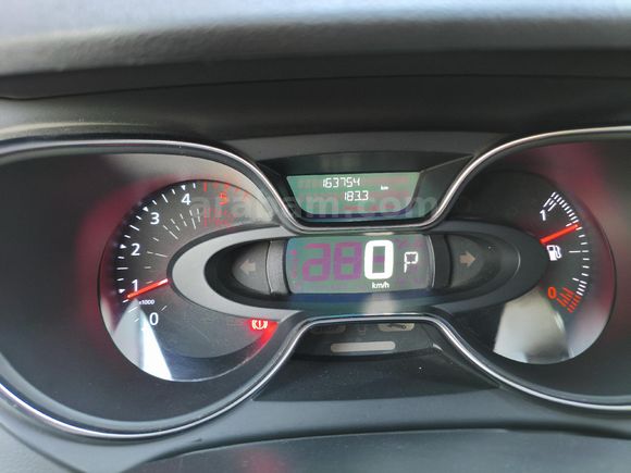 Sahibinden Renault Captur 1.5 dCi Icon 2017 Model  164000 km Kırmızı