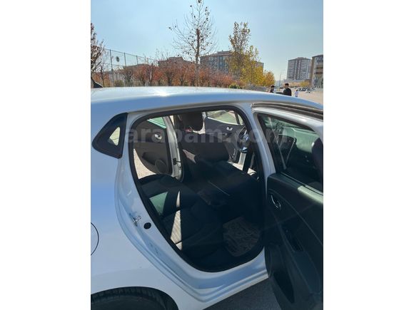 ACİL SAHİBİNDEN TERTEMİZ  FULL PAKET 2014 CLİO 4 İCON 1.5 DCI
