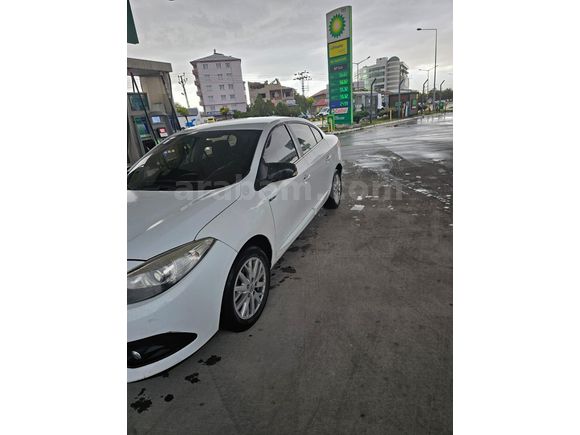 Sahibinden Renault Fluence 1.5 dCi Touch Plus 2016 Model  200.000 km Beyaz