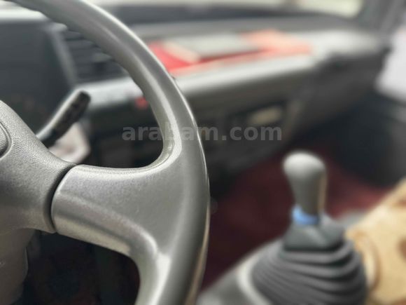 Hatasız Boyasız 112 bin km de Isuzu NPR ABS Rize