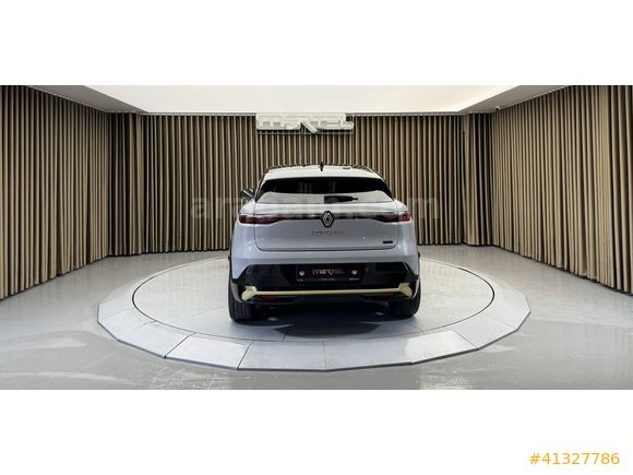 BOYASIZ,ÇİFT RENK,OTONOM,BEJ DERİ,K ISITMA EV60 E-TECH MEGANE