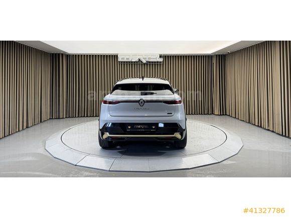 BOYASIZ,ÇİFT RENK,OTONOM,BEJ DERİ,K ISITMA EV60 E-TECH MEGANE