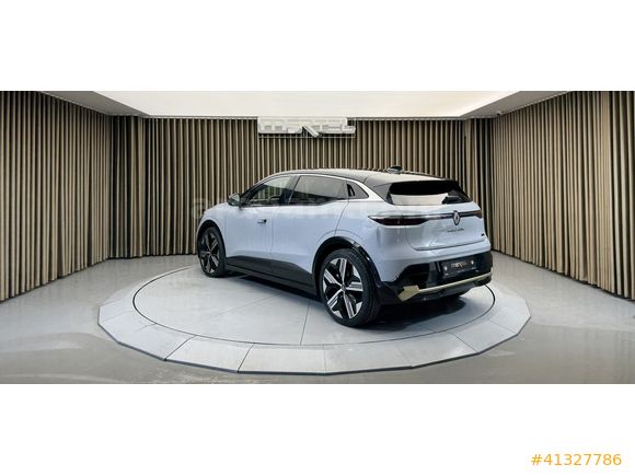 BOYASIZ,ÇİFT RENK,OTONOM,BEJ DERİ,K ISITMA EV60 E-TECH MEGANE