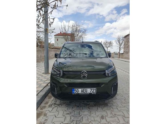 Sahibinden Citroen Berlingo 1.5 BlueHDI Shine 2024 Model 