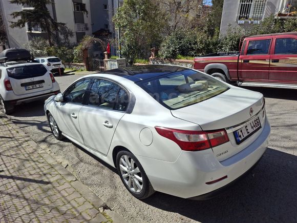 Sahibinden Renault Latitude 1.5 dCi Executive 2011 Model