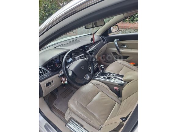 Sahibinden Renault Latitude 1.5 dCi Executive 2011 Model